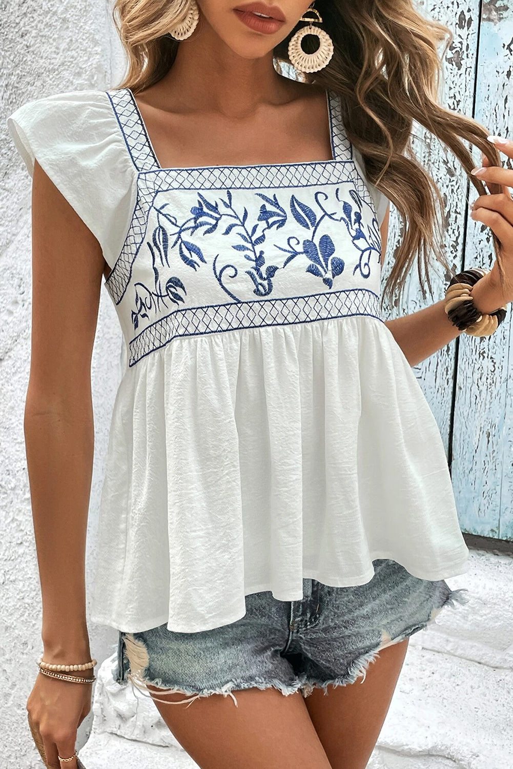 Peplumbluse für Damen mit eckigem Ausschnitt und Stickerei – bequeme Polyesterbluse in S, M, L, XL 2
