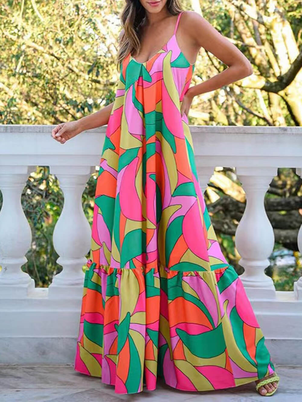Grünes Maxikleid für Damen mit Rüschensaum – Atmungsaktiver Stoff für Sommer-Events 3