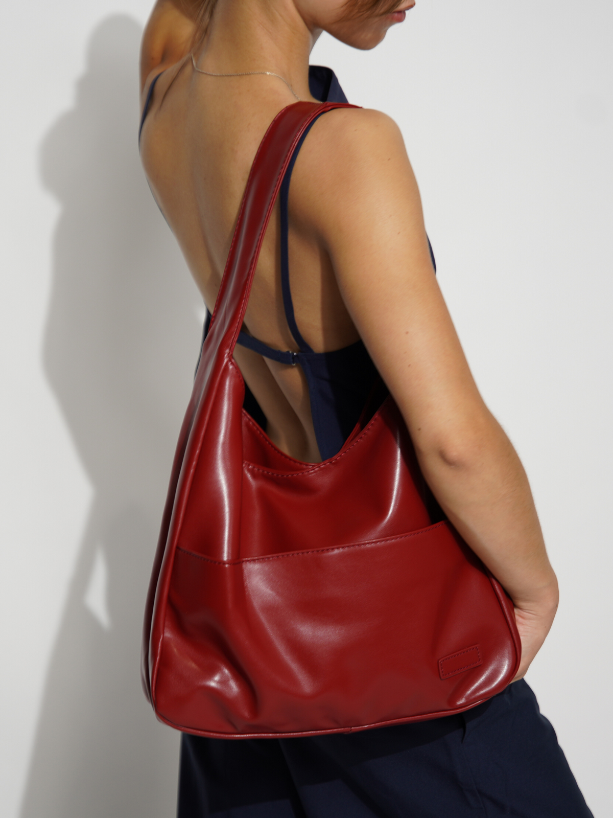 Damen-Rucksack, runde Form, Kunstleder mit Reißverschluss 4