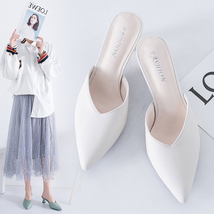 Damen-Mules aus Leder mit spitzer Zehenpartie und Blockabsatz – elegante und bequeme Schuhe für Alltag und formelle Anlässe 2