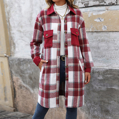 Langer Wintermantel Damen aus weichem Stoff mit Brusttaschen und Knopfverschluss-4