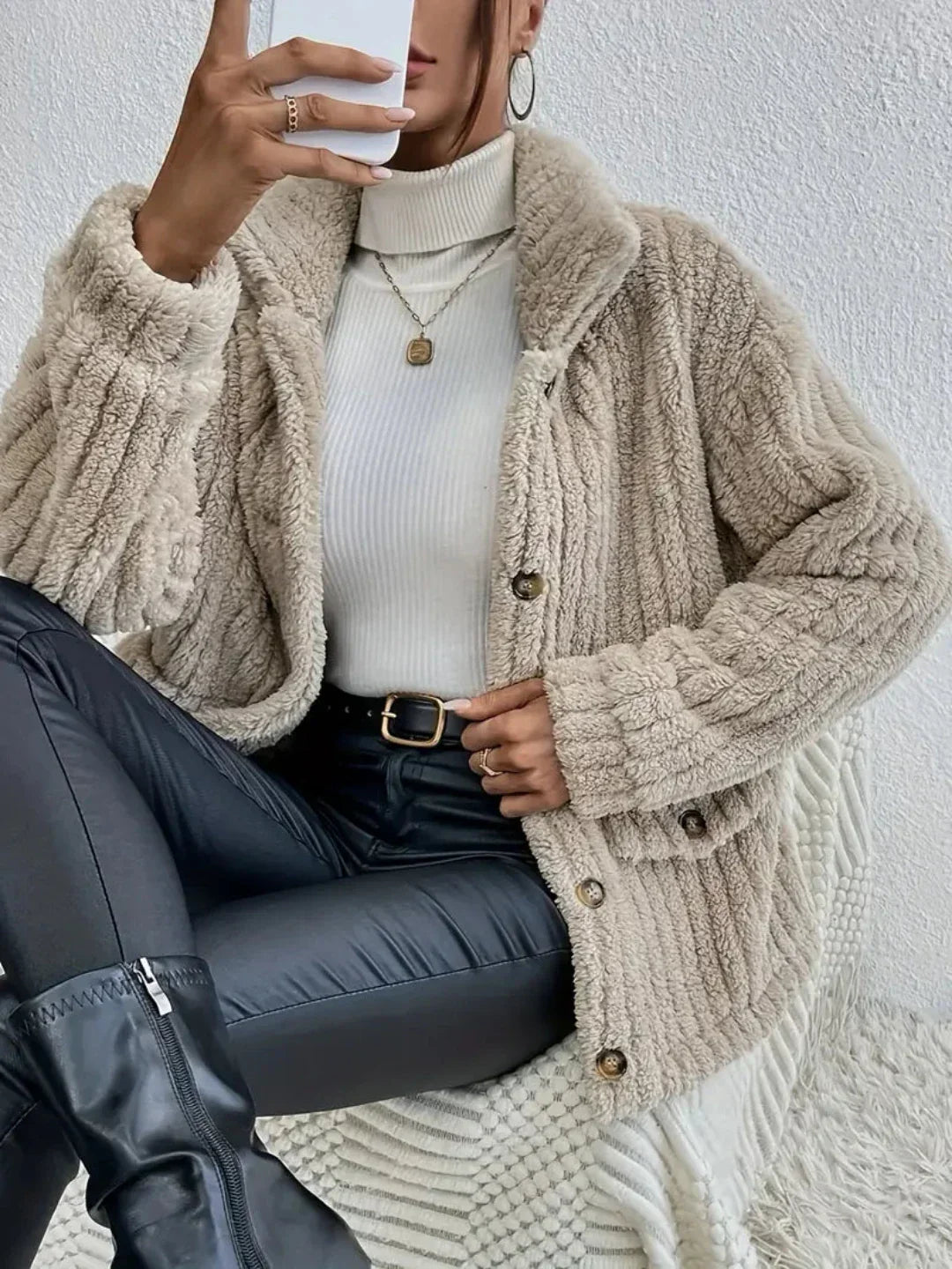 Damenjacke mit Knopfdetails im doppelseitigen Design – elegante Jacke für Damen-5