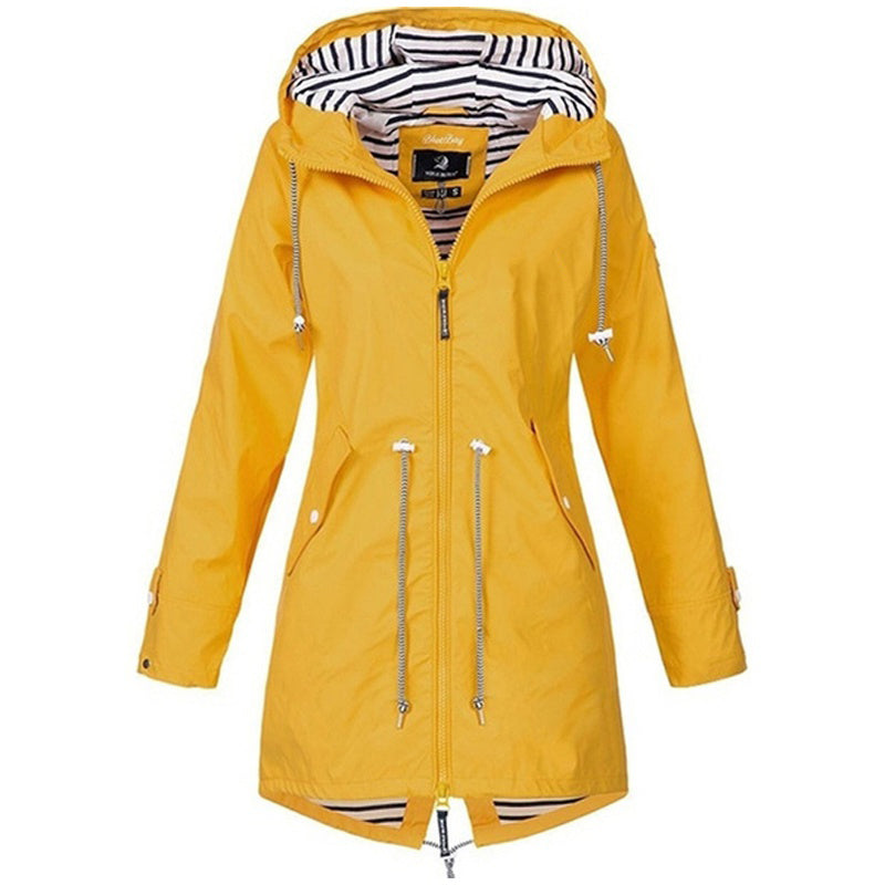 Damenjacke mit Kapuze und warmem Futter, femininer Schnitt, hochwertiges Material 10