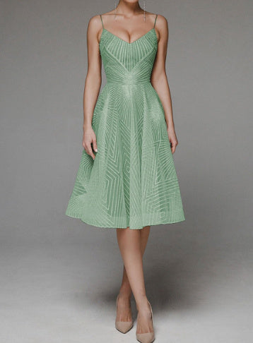 Damen-ärmelloses Kleid, bestickt, leichter Stoff-5
