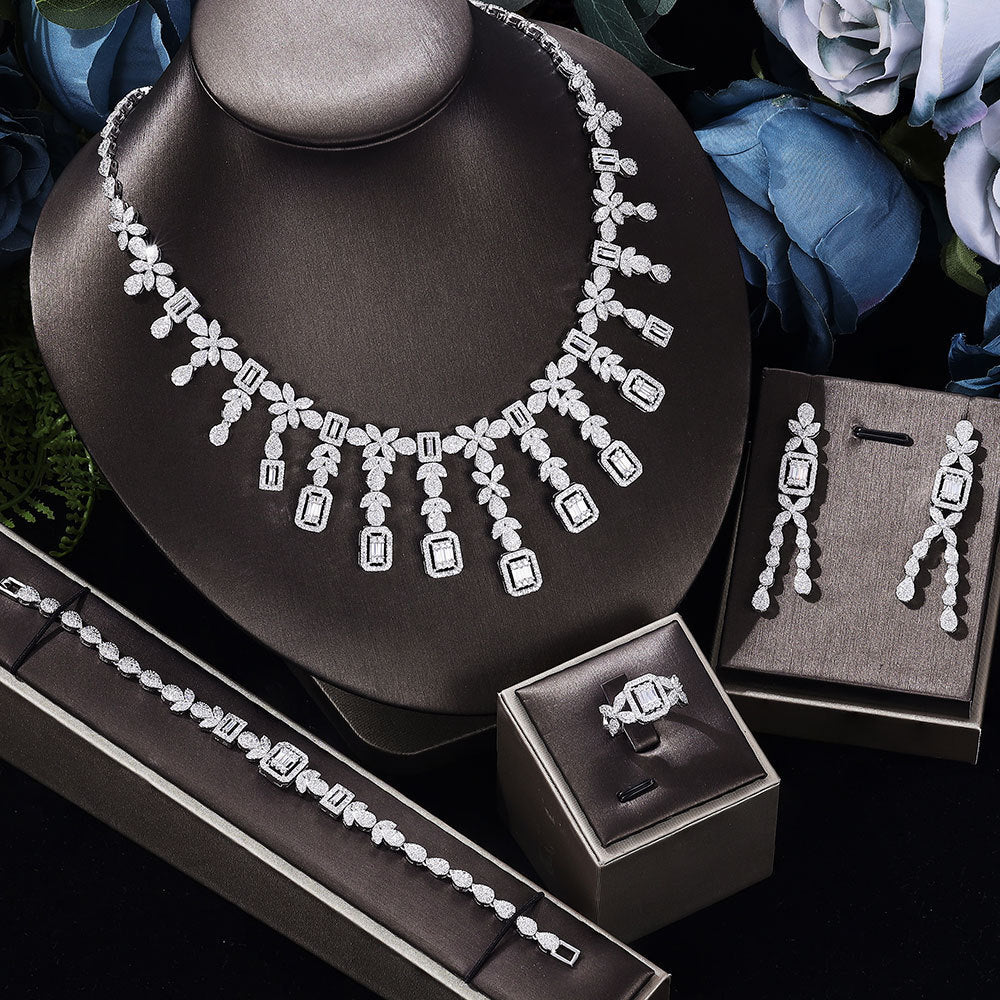 Damen-Schmuckset, Halskette, Ohrringe, Armband, Ring aus Kupfer mit Zirkonium-1