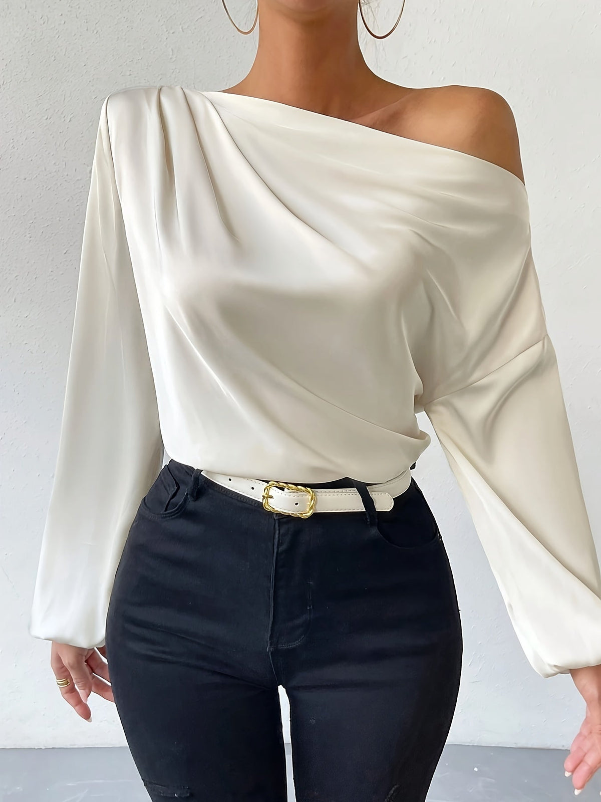 Verspielte Damenbluse aus 100% Baumwolle-1