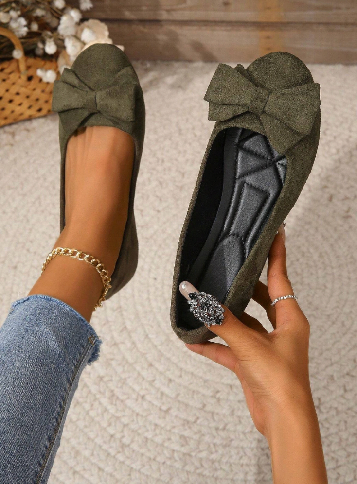 Damen-Loafer aus Leder und Textil mit elegantem Design und verspieltem Bogen – bequeme Passform für alle Anlässe 1