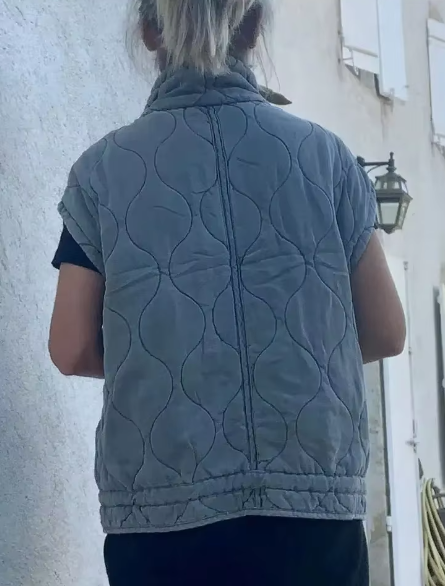 Elegante Damenkleider im Herbst- und Winterstil – feine Qualitätsmaterialien für Fest und Alltag 2