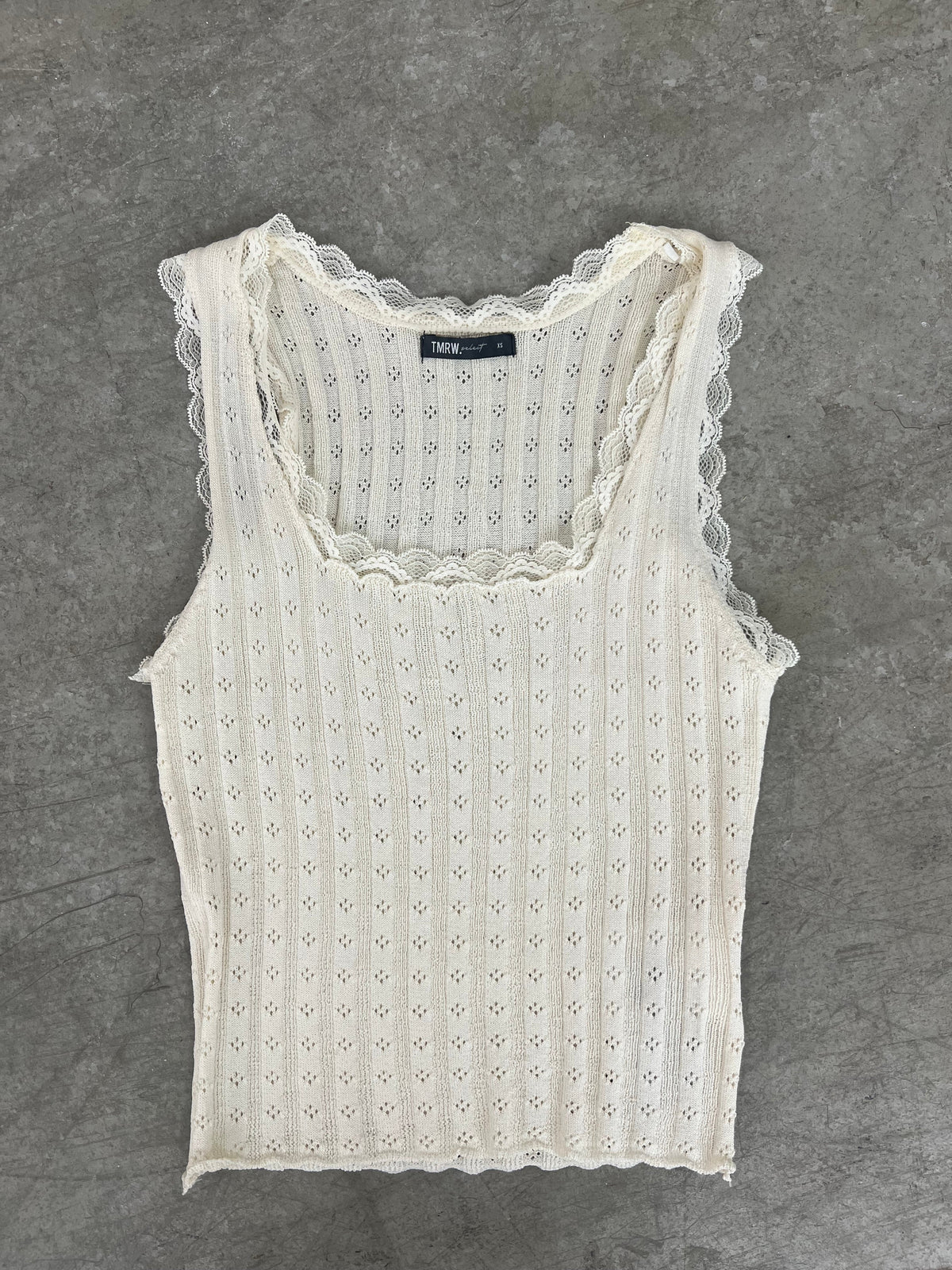 Elegantes Damen-Tanktop mit Spitzendetails – Hellbeige, bequeme Passform aus Viskose und Polyester, perfekt für Alltag und Fest 4