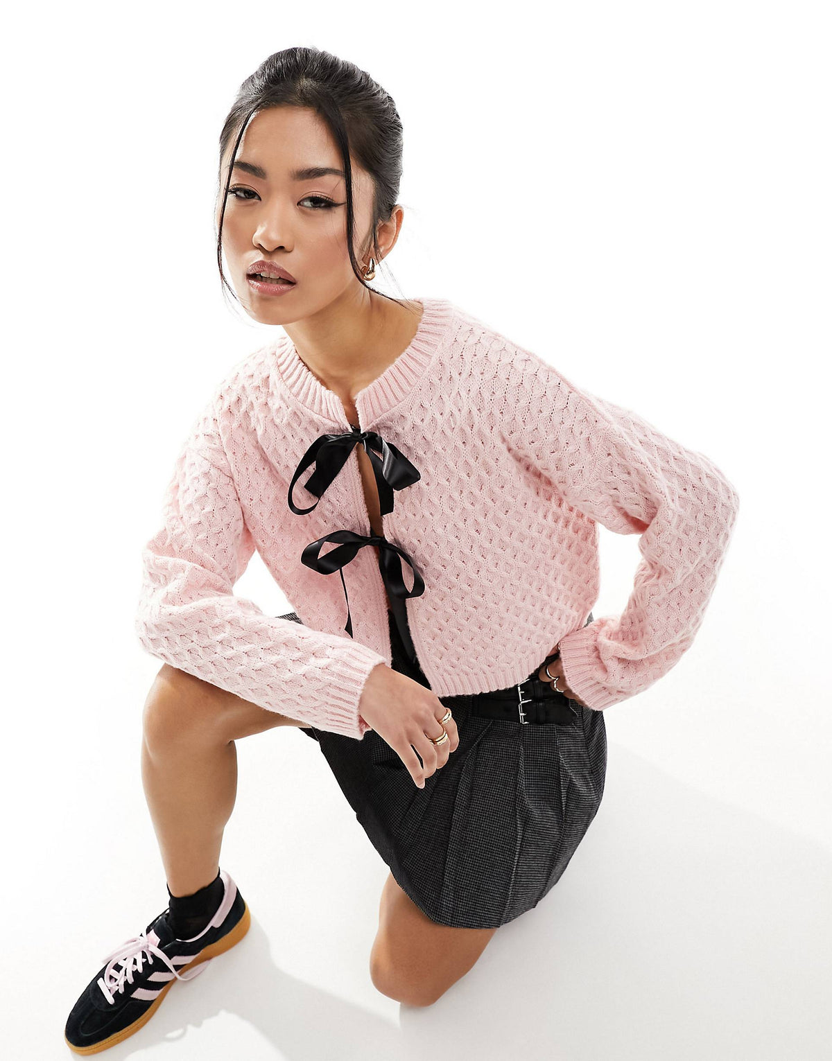 Variant image for Damen-Cardigan, kurz, Bindegürtel, 100 % Acryl, Kontrastdesign-9