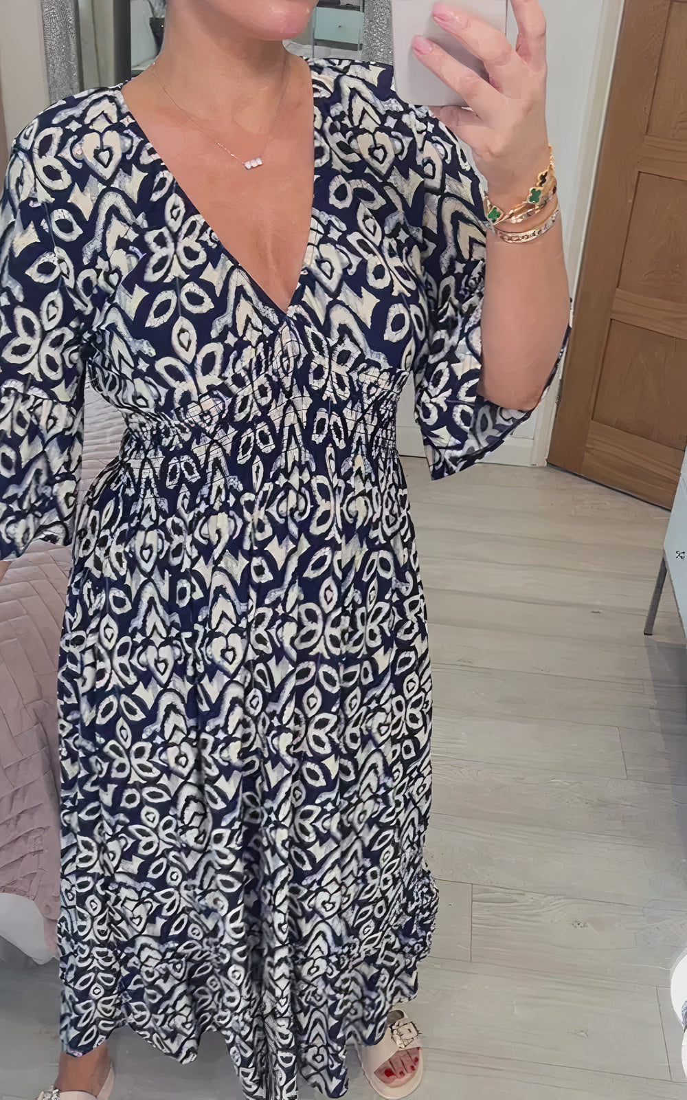 Damenkleid, V-Ausschnitt, weite Ärmel, Polyester, Schöne Damenkleider-3