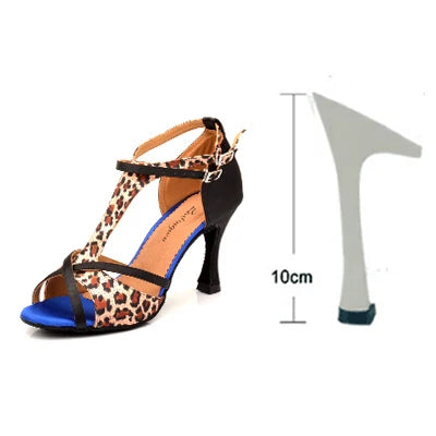 Variant image for Damen Schuhe Pumps Kubanischer Absatz Satin mit Schnallenverschluss-49