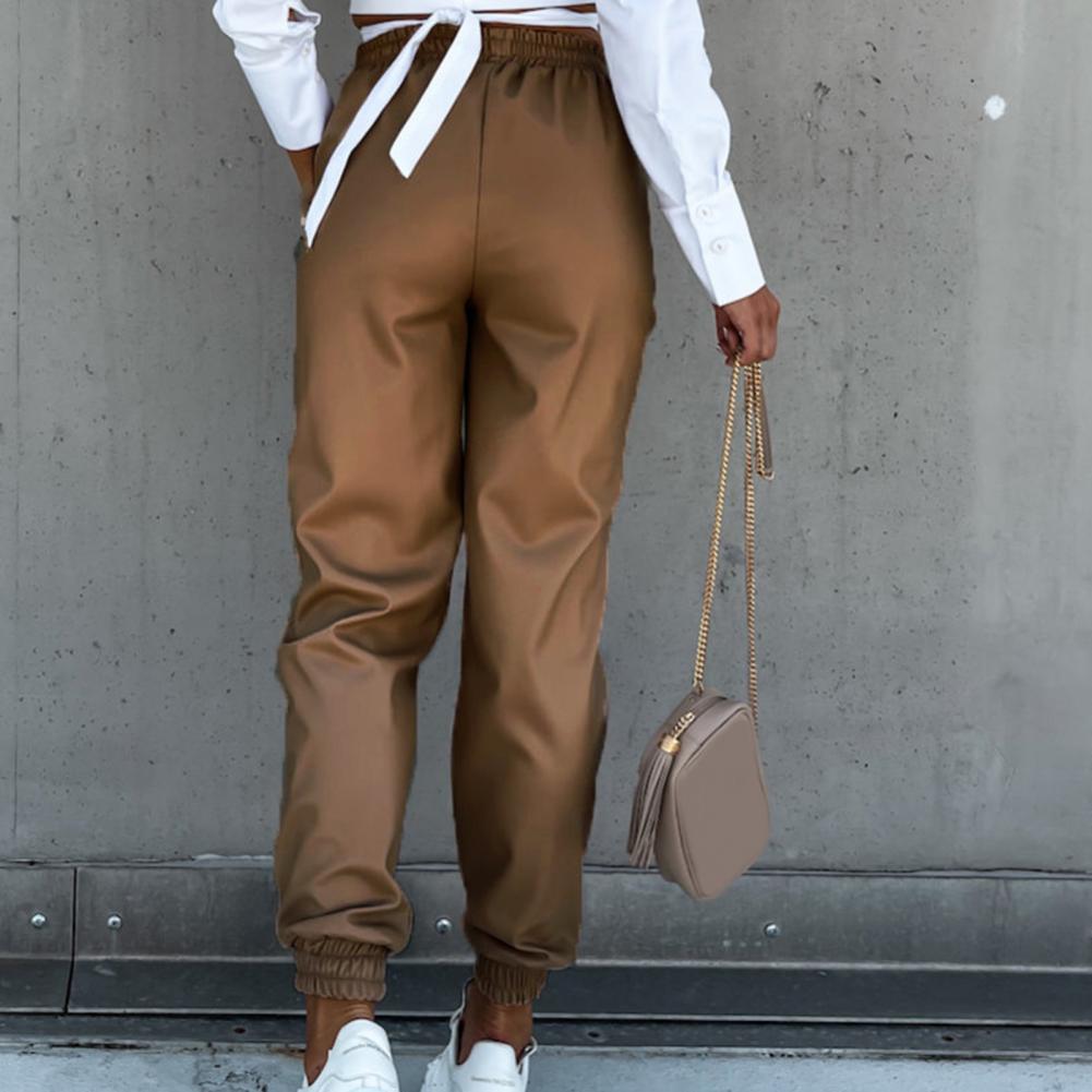 Damen-Jogginghose aus PU-Leder mit elastischem Bund und lässiger Passform-5