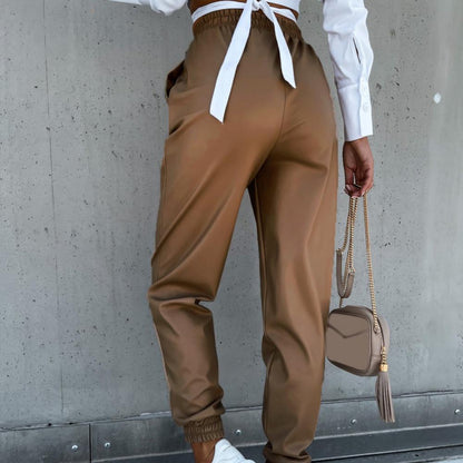 Damen-Jogginghose aus PU-Leder mit elastischem Bund und lässiger Passform-3