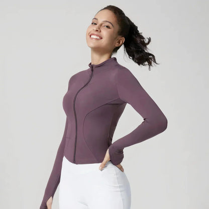 Damen-Sportjacke in figurbetonter Passform mit atmungsaktivem Material 3