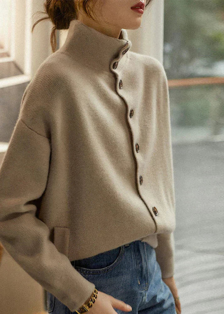Damen-Rollkragenpullover mit Knopfdetail aus hochwertigem Material-1