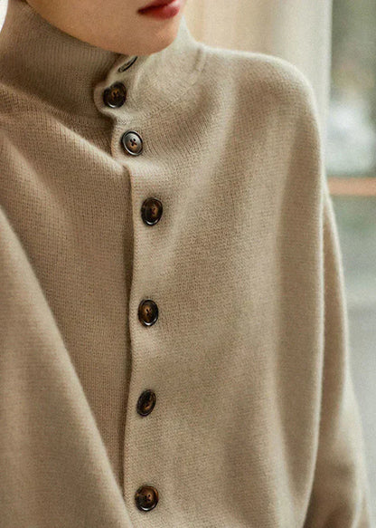 Damen-Rollkragenpullover mit Knopfdetail aus hochwertigem Material-4