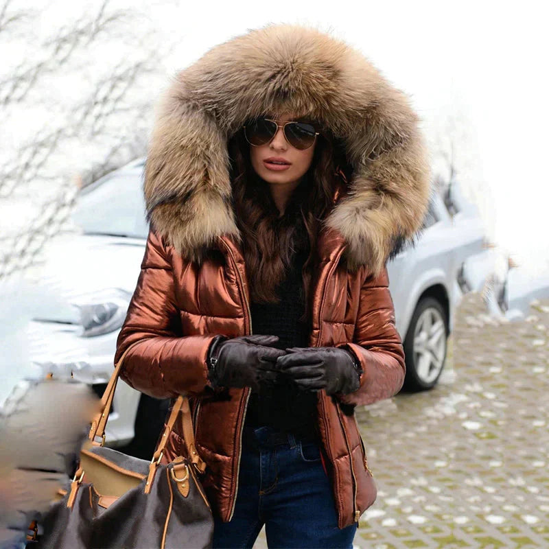Kurze, gefütterte Damen-Winterjacke mit Kapuze im Oversize-Schnitt – Elegant und warm für kalte Tage 9