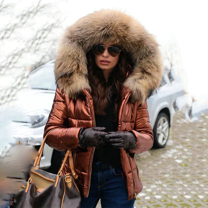 Kurze, gefütterte Damen-Winterjacke mit Kapuze im Oversize-Schnitt – Elegant und warm für kalte Tage 9
