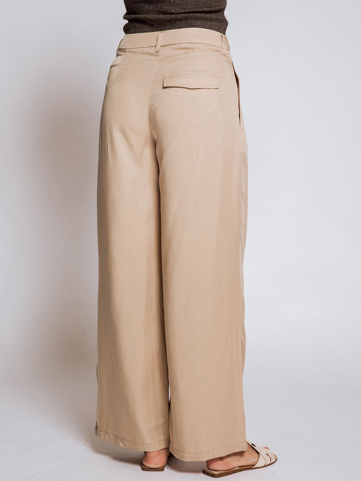 Stylische Damenhosen im langen Casual-Fit aus 100% Baumwolle mit weiten Beinen und versteckten Reißverschlüssen-3