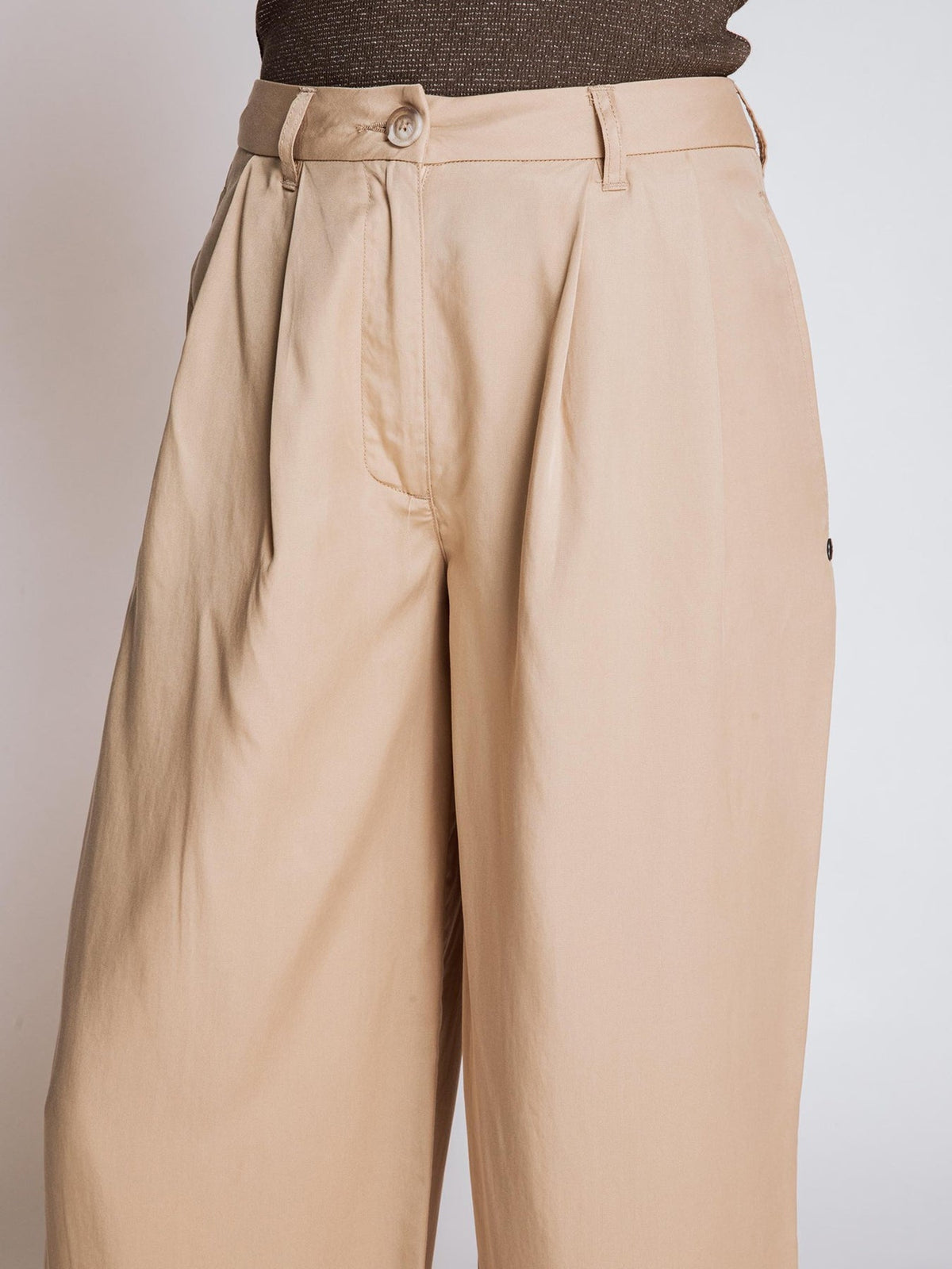 Stylische Damenhosen im langen Casual-Fit aus 100% Baumwolle mit weiten Beinen und versteckten Reißverschlüssen-4