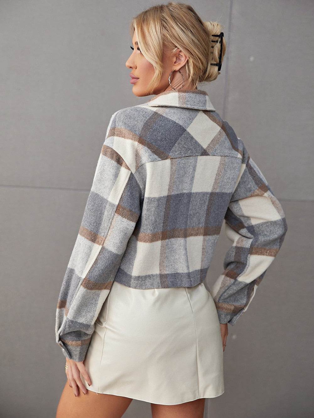 Casual-Herrenjacke aus wetterbeständigem Material mit Taschen – trendige Herbstjacke für einen lässigen Stil 2