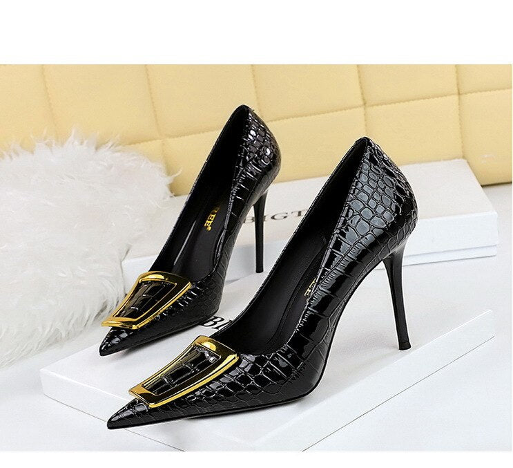 Damen-Stilettos, Krokodilprägung, PU-Leder, spitze Zehe-5