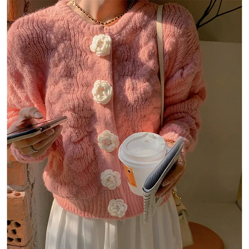 Variant image for Damen-Strickjacke, lang, gestrickt, Wollmischung mit Blumenknöpfen-5