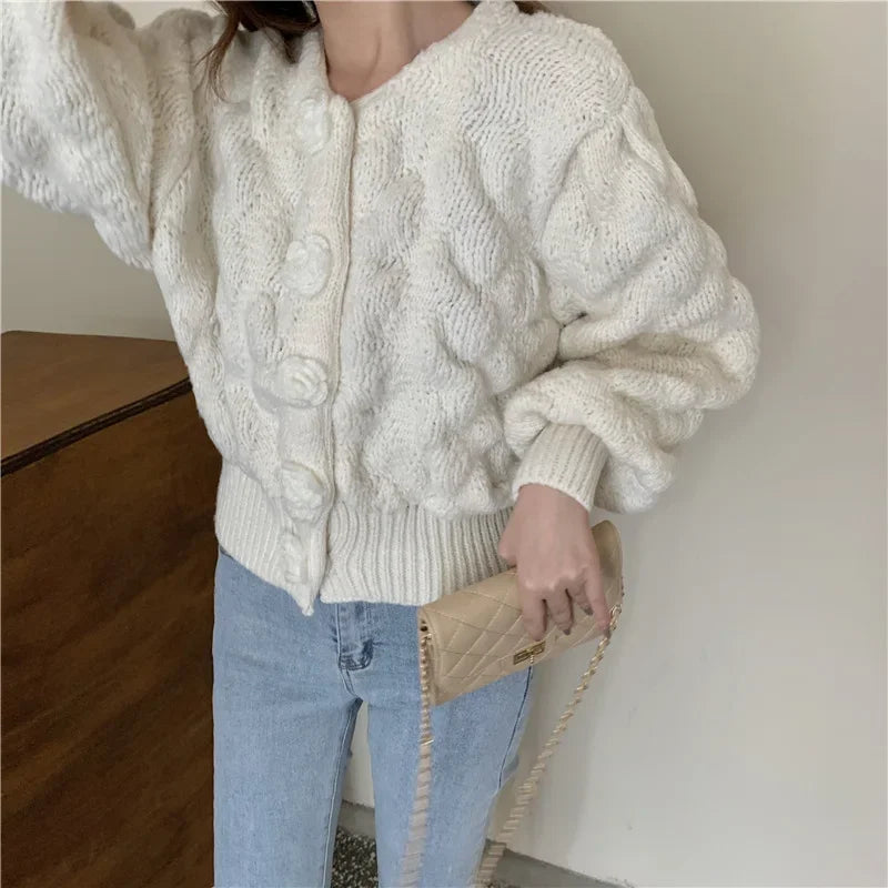 Damen-Strickjacke, lang, gestrickt, Wollmischung mit Blumenknöpfen-5
