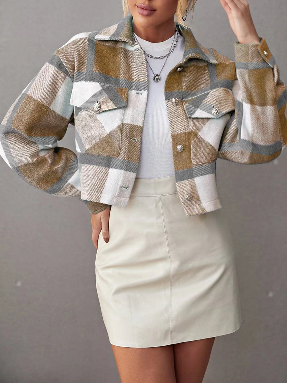 Casual-Herrenjacke aus wetterbeständigem Material mit Taschen – trendige Herbstjacke für einen lässigen Stil 4