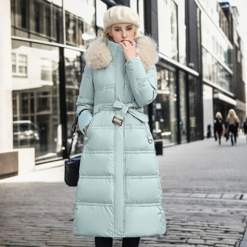 Lange Damen-Winterjacke mit Pelzkragen und verstellbarem Gürtel – elegant und warm für kalte Tage 7