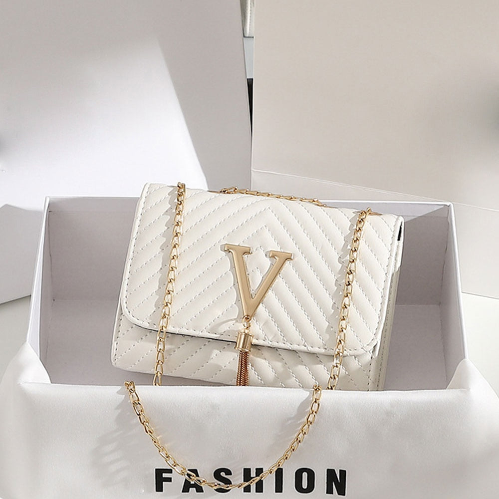 Damen-Umhängetasche, Schultertasche, PVC, mit Kettenband 3