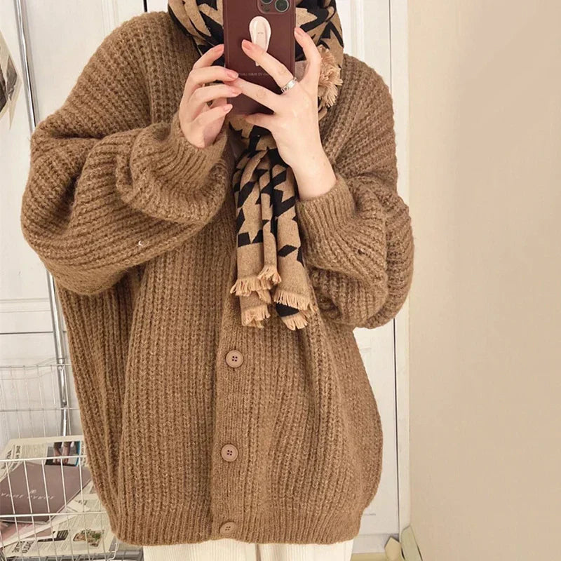 Lange Oversize-Strickjacke für Damen aus Acrylmischung – trendiger Cardigan für Herbst und Winter 6