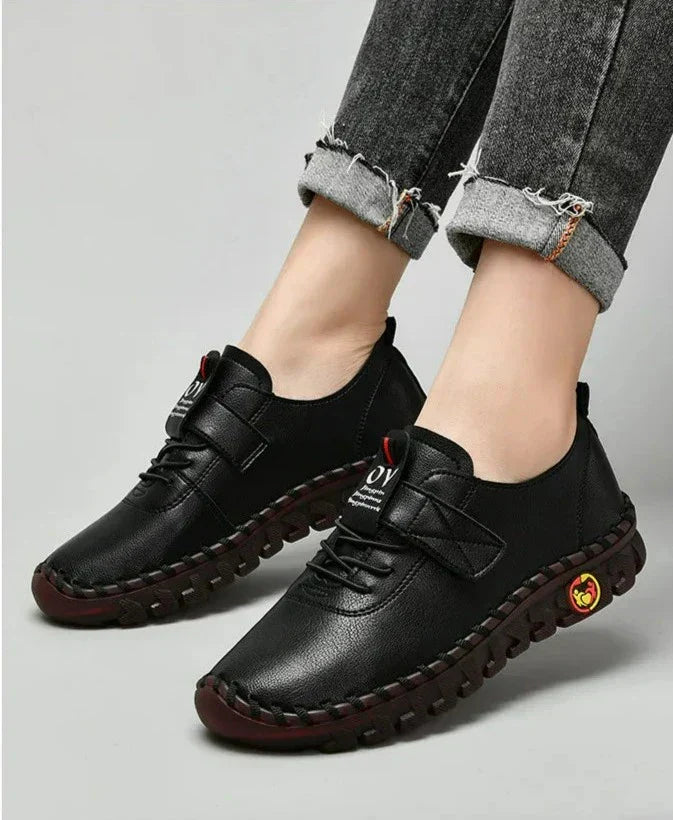 Elegante Damenschuhe aus Mikrofaserleder mit Metalldekor – Bequeme Schuhe für den Alltag und formelle Anlässe 3