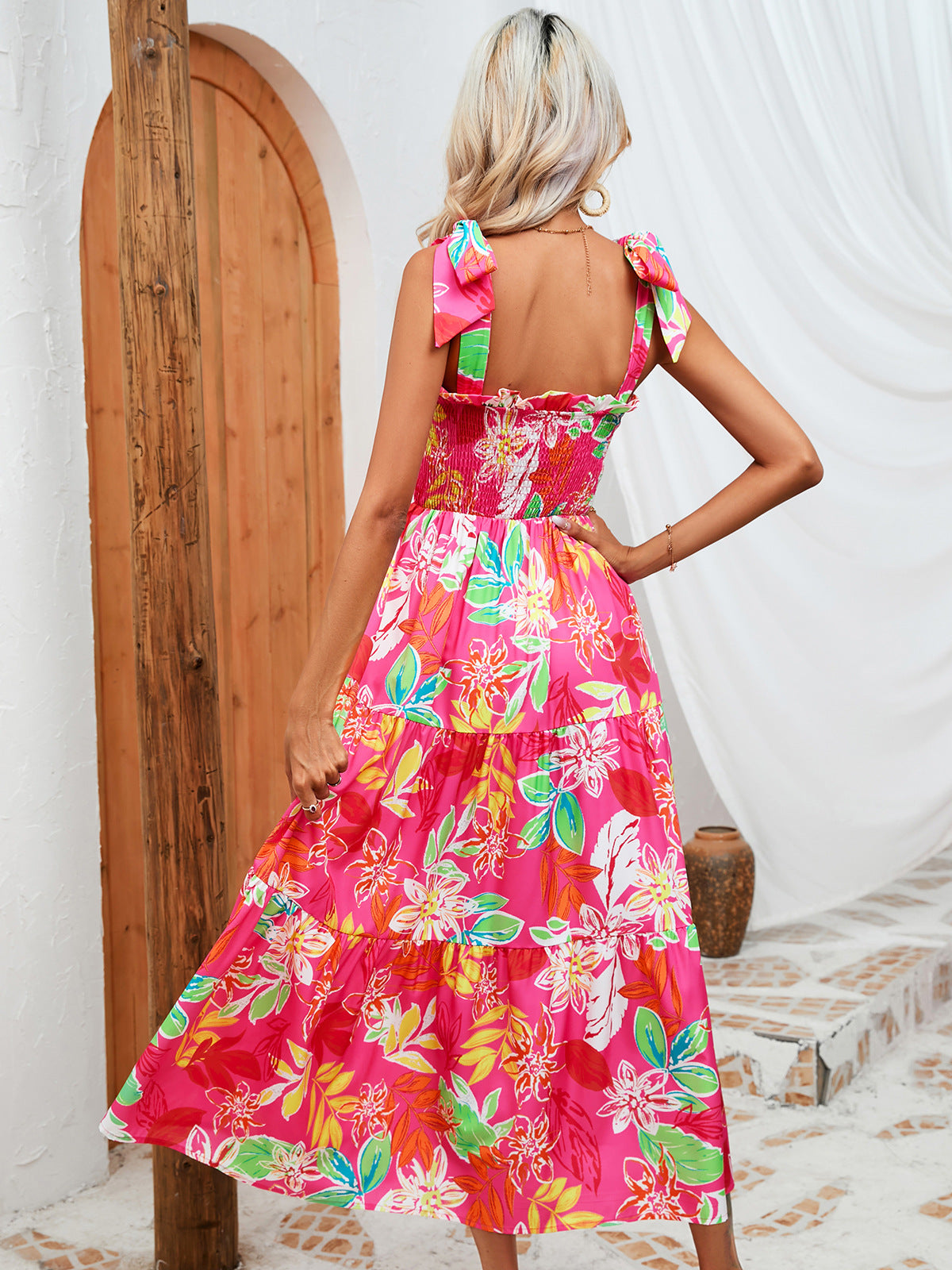 Damen-Maxikleid, luftige Silhouette, weicher Stoff, Sommer 3