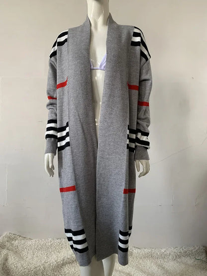 Lange Damen-Strickjacke mit gestreiftem Design aus 100% Acryl – trendiger langer Cardigan für Herbst und Winter 3