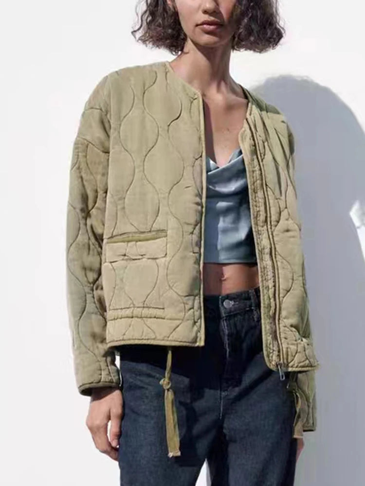 Übergroße Vintage-Steppjacke für Damen aus gestepptem Material für Herbst und Winter - lockerer Schnitt und schicker Stil 1