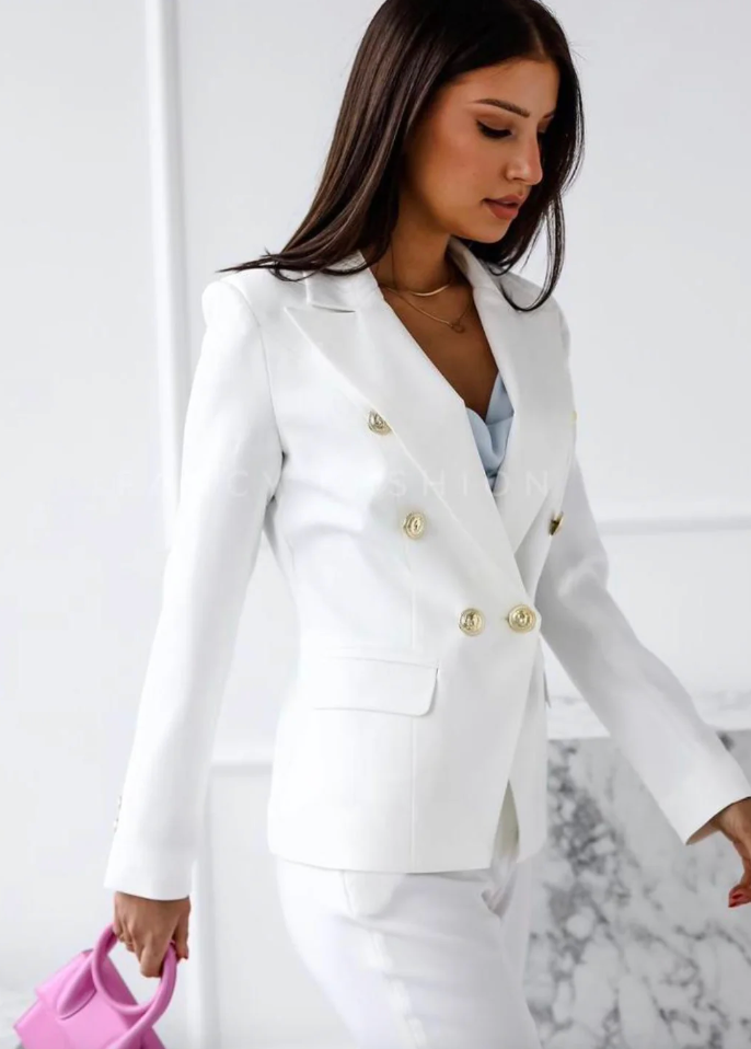 Elegantes zweiteiliges Set für Damen aus hochwertigem Stoff – schmeichelhafte Passform für alle Anlässe 4