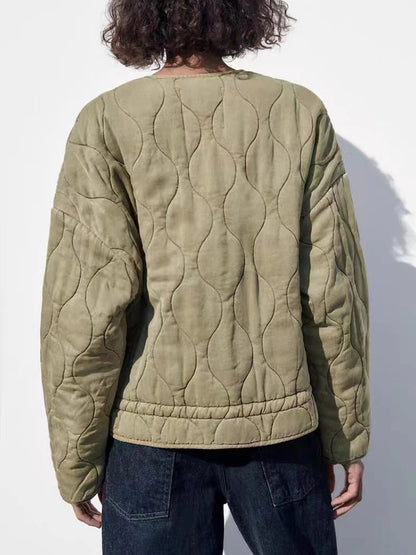 Übergroße Vintage-Steppjacke für Damen aus gestepptem Material für Herbst und Winter - lockerer Schnitt und schicker Stil 2