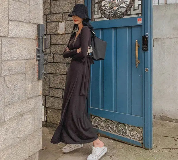 Damen-Maxikleid mit V-Ausschnitt aus schwarzem Polyester und Baumwolle – elegantes langes Kleid für Fest und Alltag 4
