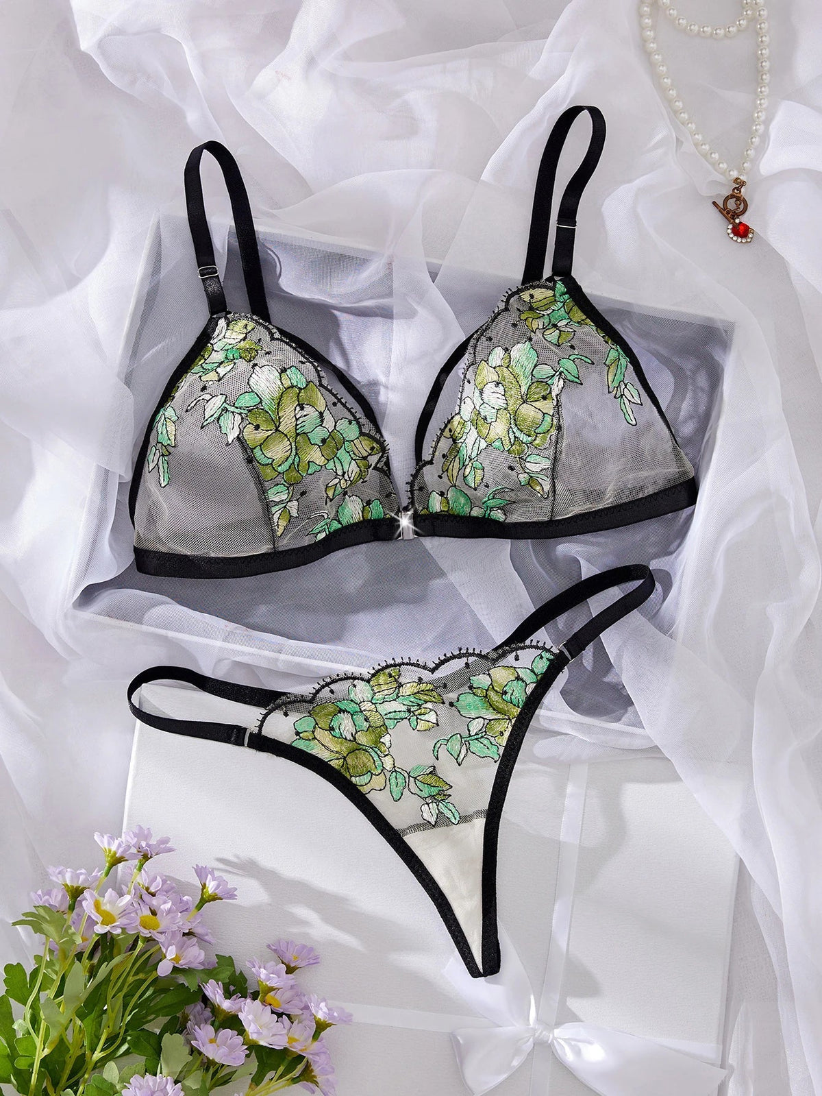 Damen-Unterwäsche-Set, mit verstellbaren Trägern aus Polyester - schicke Damen-Unterwäsche-2