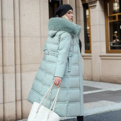 Lange Damen-Winterjacke mit Pelzkragen und verstellbarem Gürtel – elegant und warm für kalte Tage 14