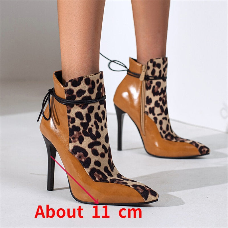 Damen Ankelstiefel Spitze Zehenpartie PU Leo Design-4