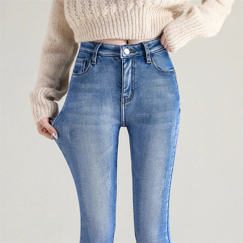 Hochtaillierte Jeans für Frauen mit warmem Plüschfutter – Slim-Fit-Denim mit praktischen Taschen 3
