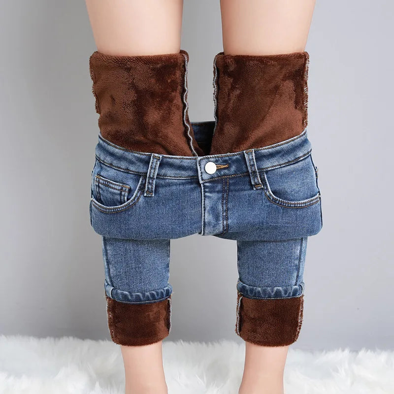 Hochtaillierte Jeans für Damen mit warmem Plüschfutter – Slim-Fit-Denim mit praktischen Taschen 9