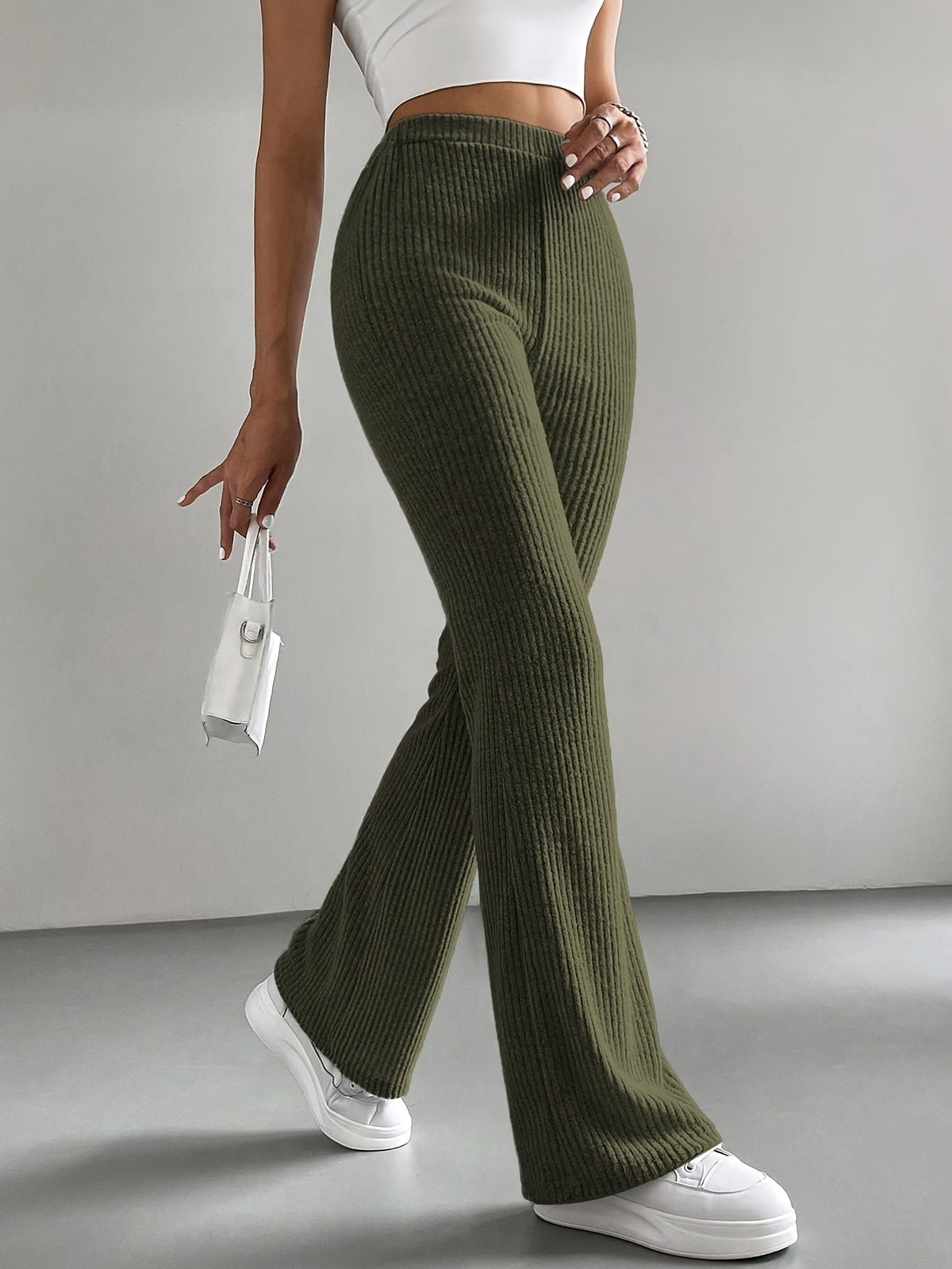 Variant image for Damen-Bootcut-Hose, gerippter Stretch, Material-11