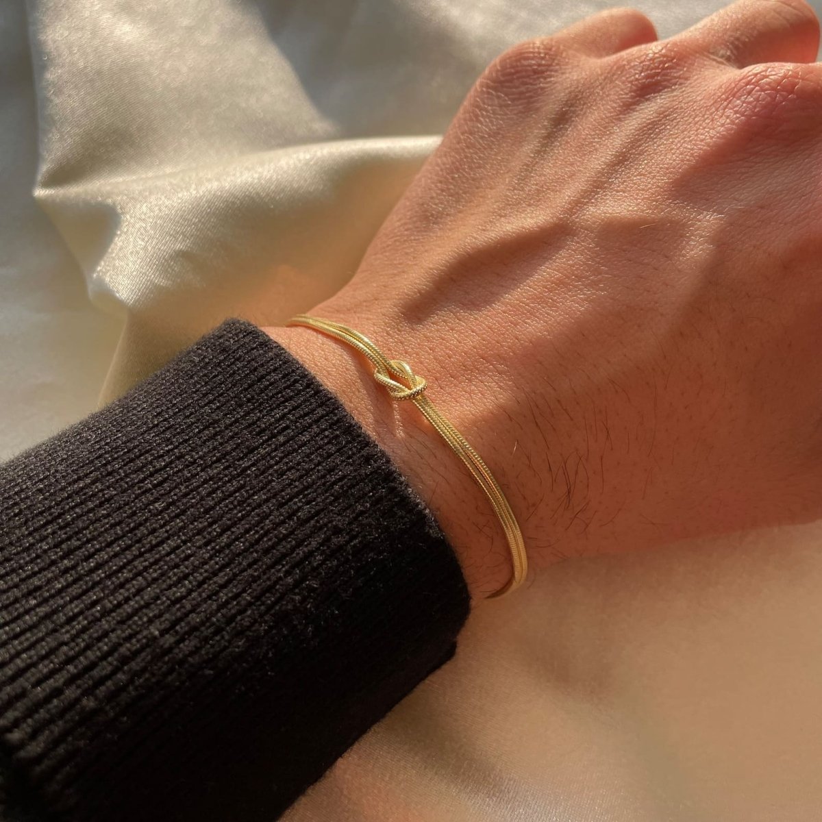 Damen-Armband mit Liebesknoten in minimalistischem Metalldesign-4