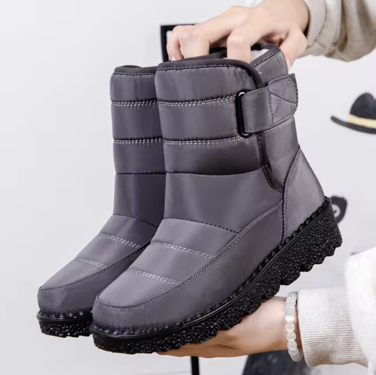 Gefütterte Damen-Winterstiefel, wasserfest und rutschfest, weiches Baumwoll-Innenfutter, perfekt für kalte Bedingungen 4