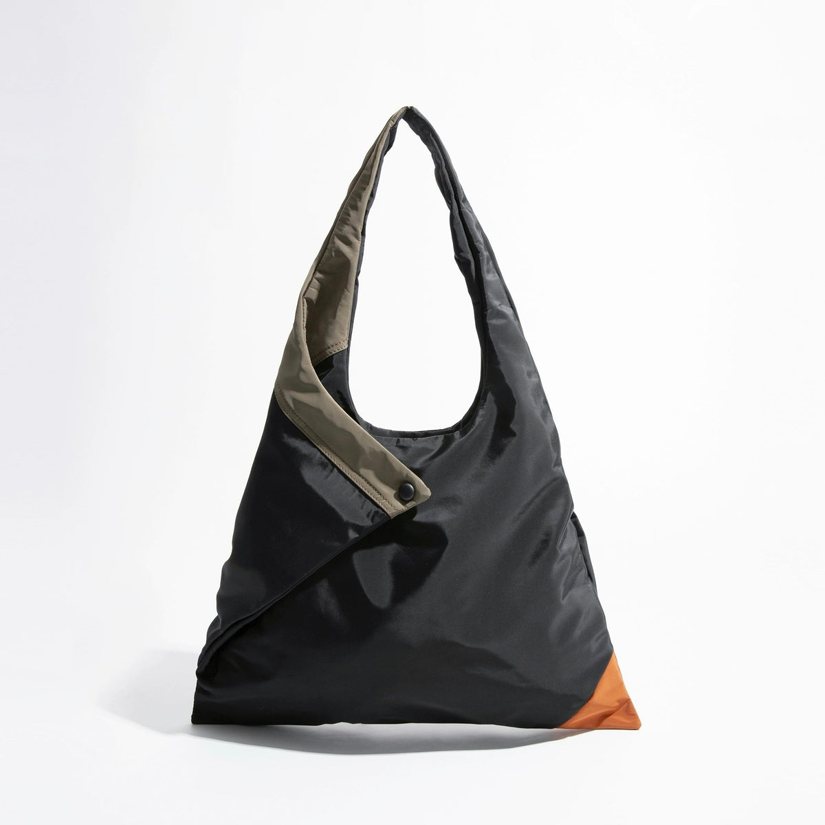 Damen-Dreieckstasche, Nylon leicht und praktisch 2