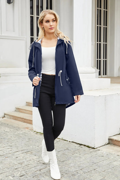 Wasserdichte Damenjacke in elegantem Design – atmungsaktives Polyester, lang und schick, schwarz, Damenjacken, mehrere Taschen 2